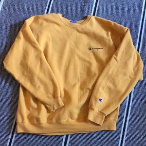 Vintage worn Champion yellow sweatshirt !!